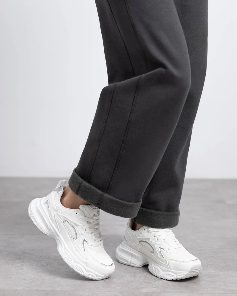 Vegan Sneakers Refresh - Image 5