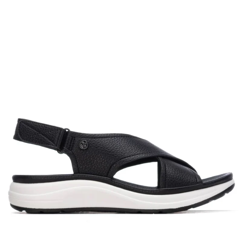 Xti Γυναικεία Flatforms Vegan μαύρο 145172