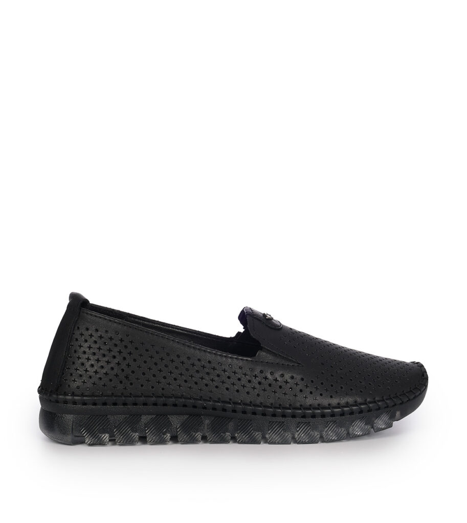 Mago γυναικεία loafers δερμάτινα μαύρο 016707